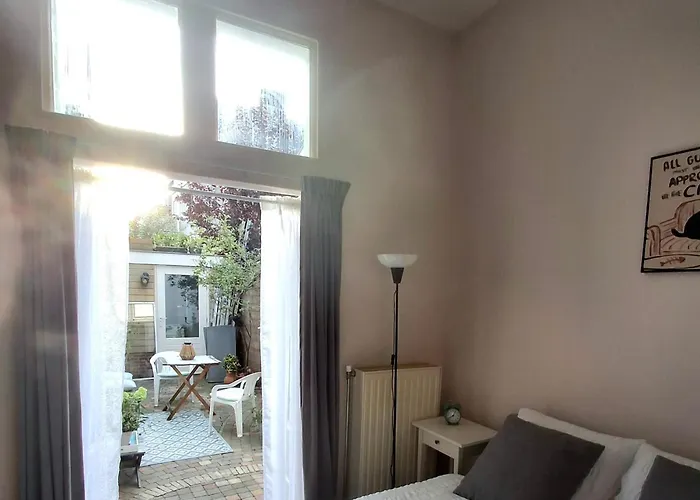Appartement Beganengrond In Rustige Buurt