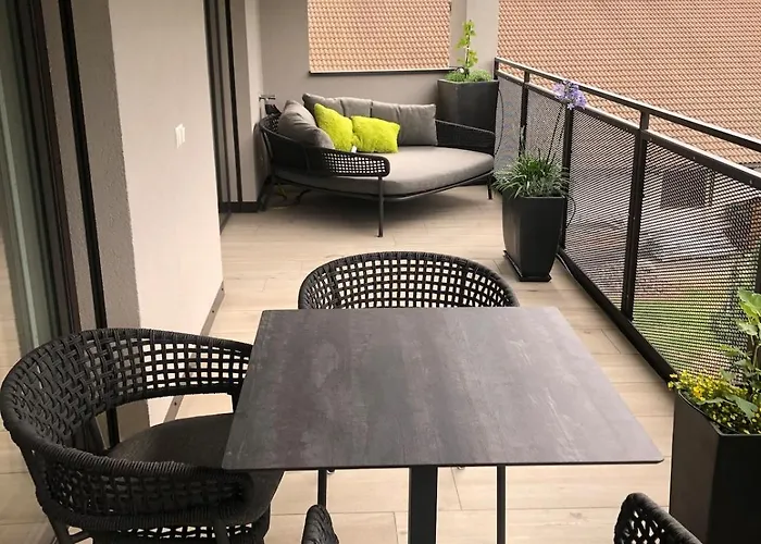 Penthouse Leni