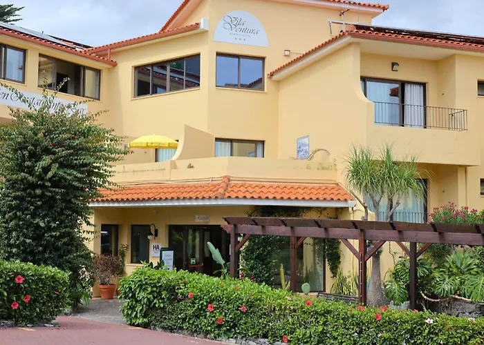 Traineira Vila Ventura Village