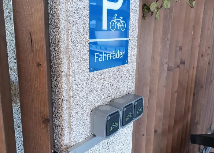 Hotel Parking Miradoiro De Belvis