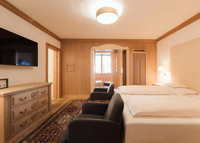 Hotel Ciasa Salares
