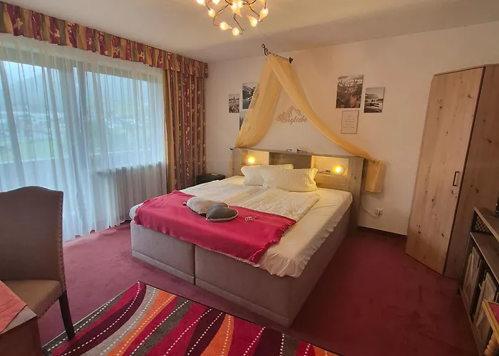 Tourist Hotel Boehm