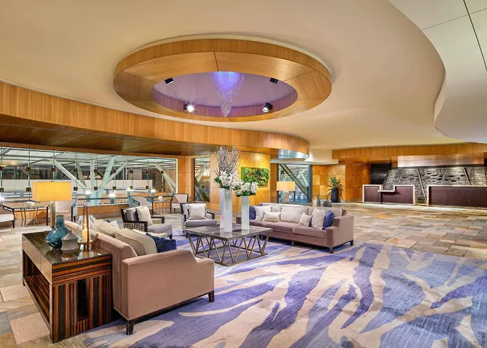 Fairmont Vancouver Airport In-Terminal Hotel