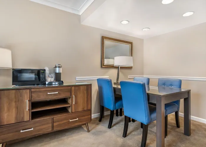 Best Western Plus Columbia River Hotel
