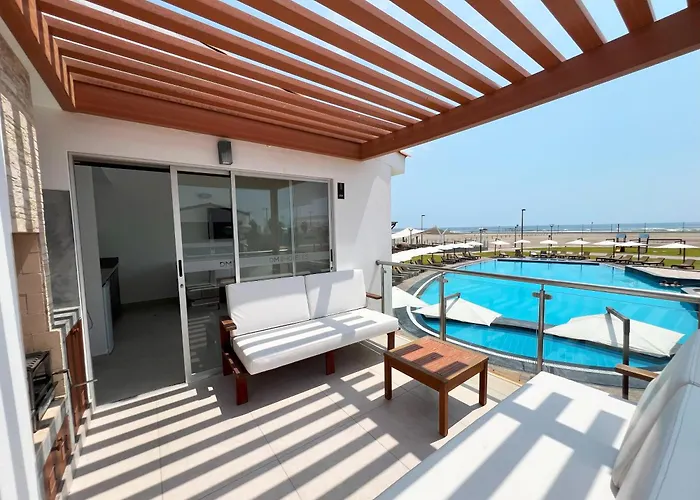 Dm Hoteles Asia