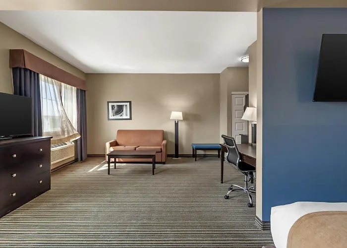 Best Western Plus Fort Saskatchewan Inn & Suites
