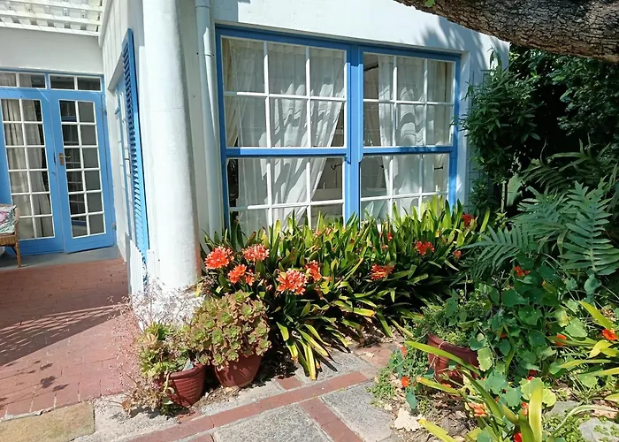 Eastbury Cottage