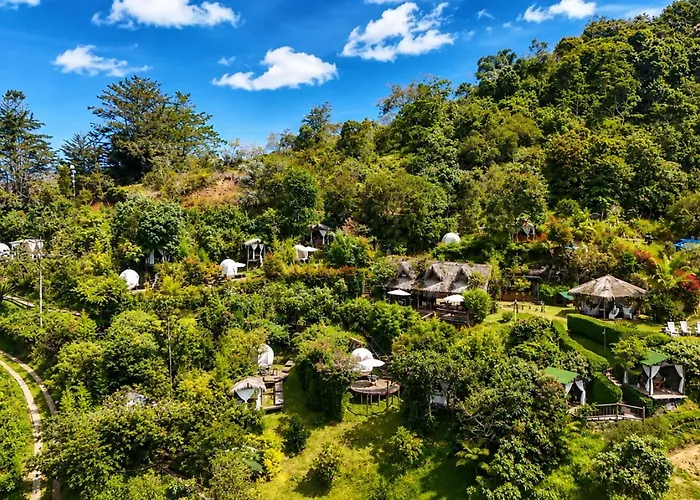 Levit Glamping - Hotel Frente Al Embalse Guatape Penol (Adults Only)