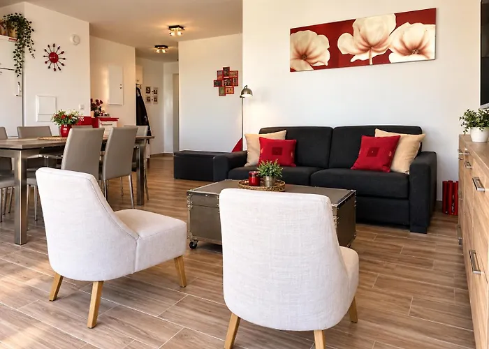 Appartement, Vue Mer A 150M De La Plage