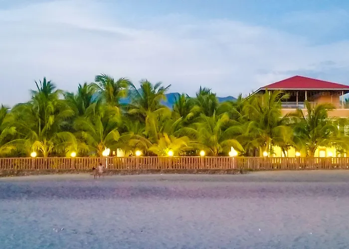 Crystal Shores Beach Resort Powered By Cocotel