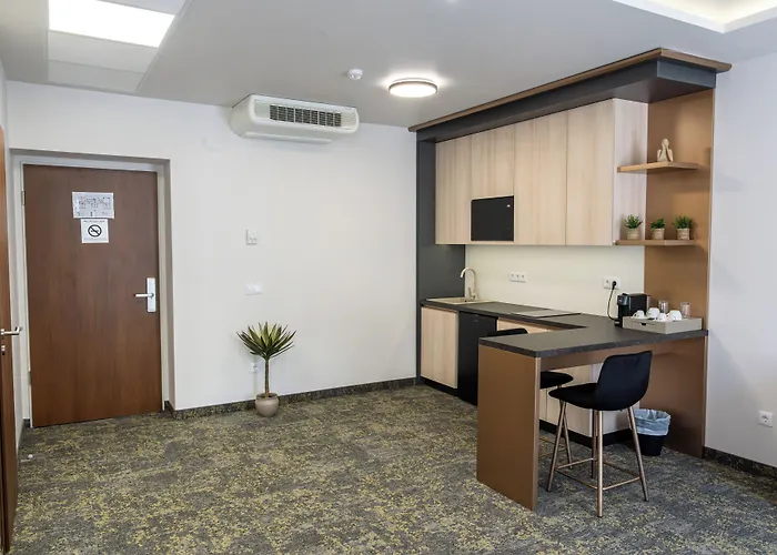 Hotel Garzon Plaza