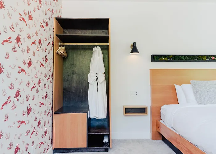 Pluvio Restaurant And Rooms