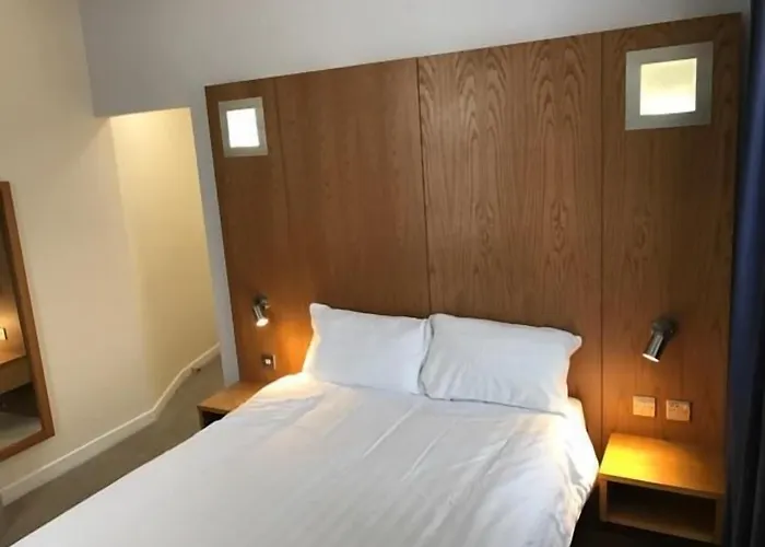 Corona Hotel Rotherham Sheffield Meadowhall