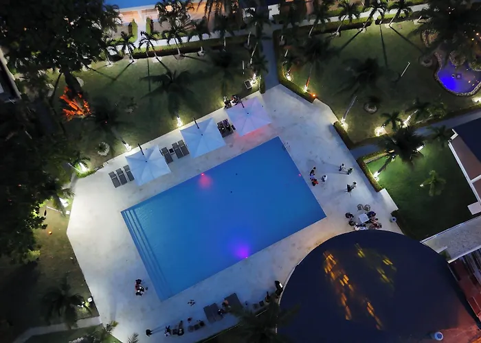 El Colibri Hotel