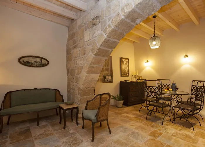 Porolithos Boutique Hotel