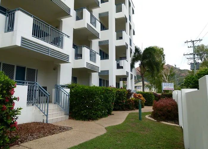 Madison Ocean Breeze Apartments