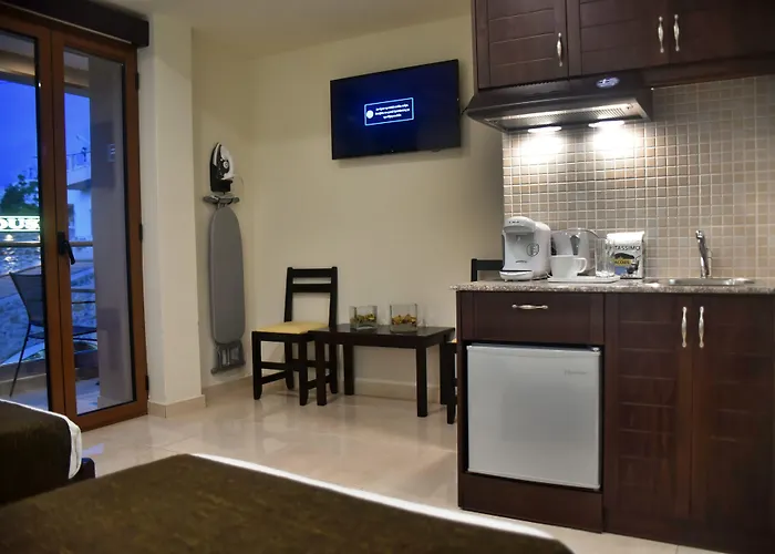 24 Seven Boutique Hotel