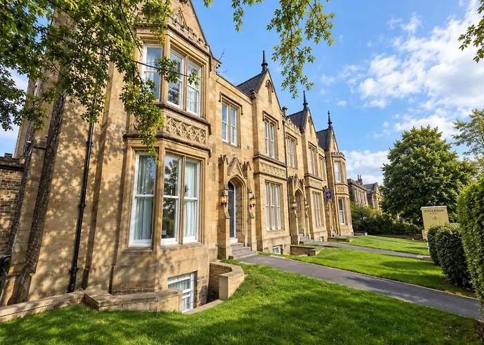 Edgerton Hotel - Ample Free Parking - 24 Hour Reception