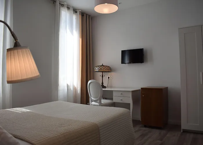 Hôtel Henri IV