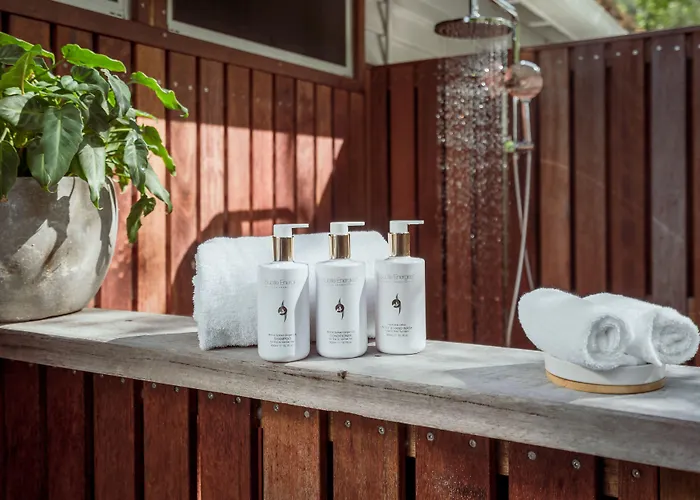 Elysian Luxury Eco Island Retreat (Adults Only)