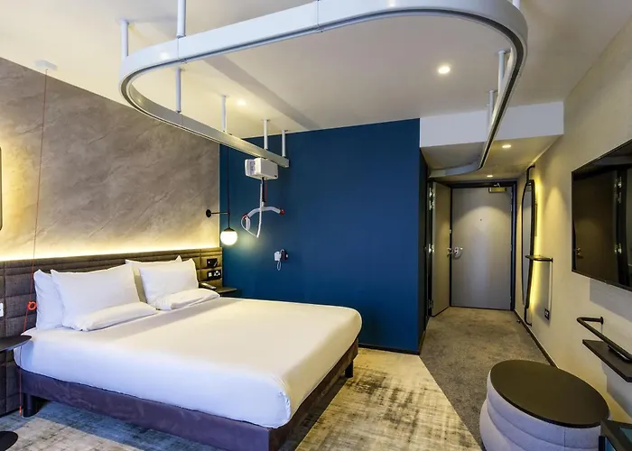 Novotel Liverpool Paddington Village