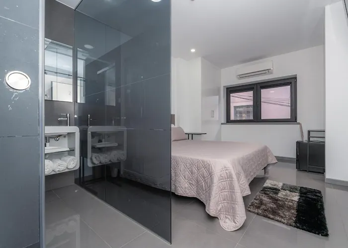 Ergosuites