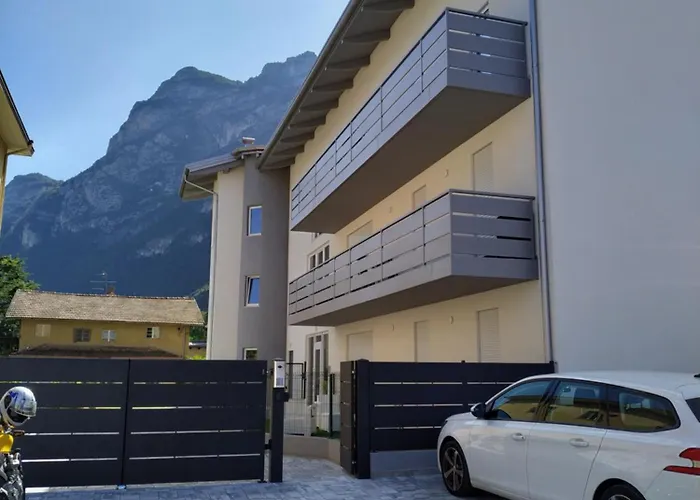 Riva'S Slim House 2