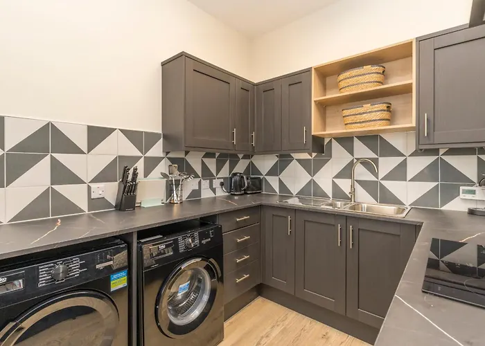 Castle Buildings Serviced Apartments