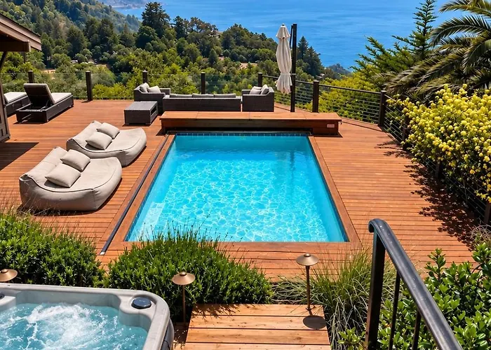 5 Acres Pool/Spa, Walk To All Big Sur Has To Offer