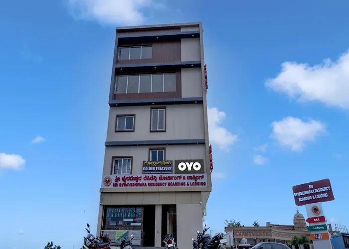 Oyo Flagship Golden Treasury