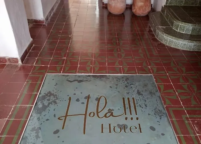 Hola Hotel