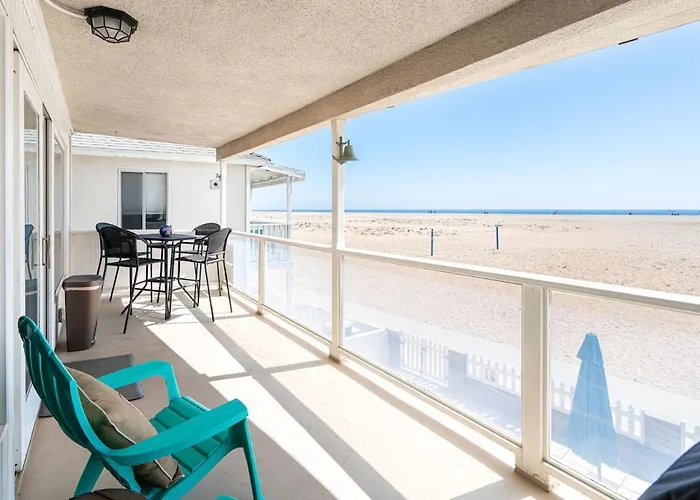 1005 E Balboa 2