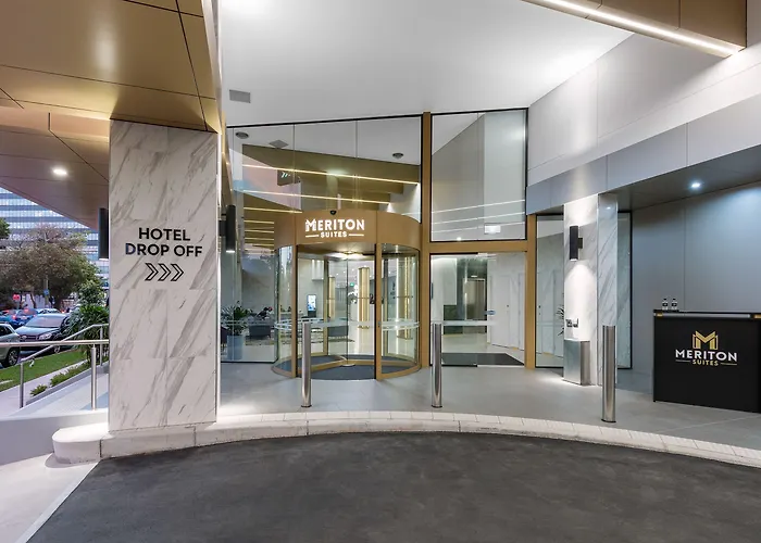 Meriton Suites Sydney Airport