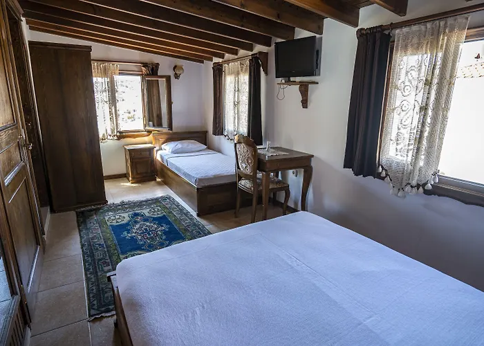 Ayisigi Hotel