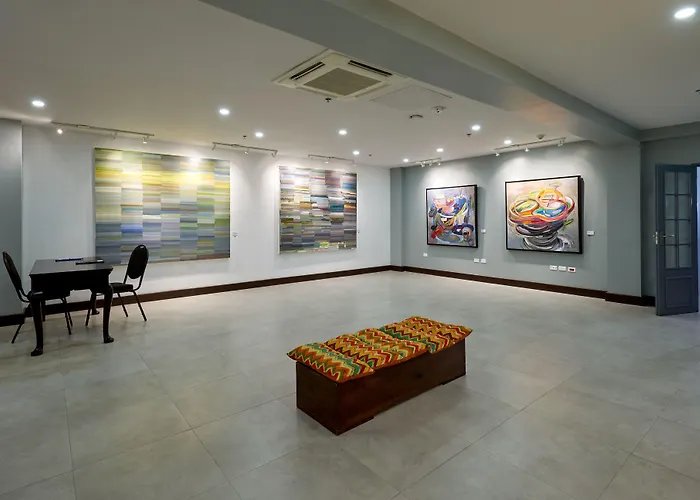 R Hotel Kingston