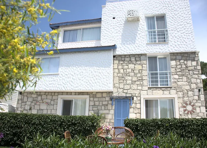 Tepe Hotel