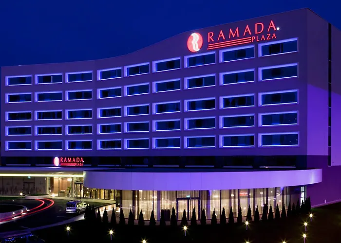 Ramada Plaza By Wyndham Craiova