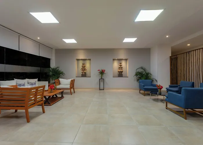 Courtyard By Marriott Santa Marta Resort