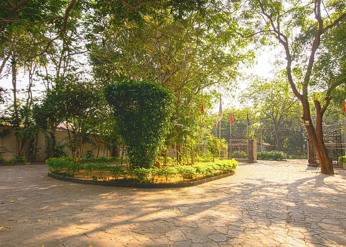 Lavendish Okrin Hotel