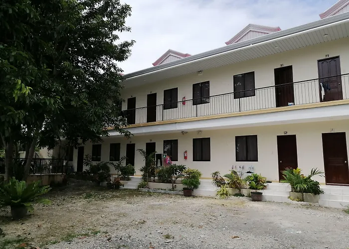 Reddoorz Premium @ Napaling Point Tangnan
