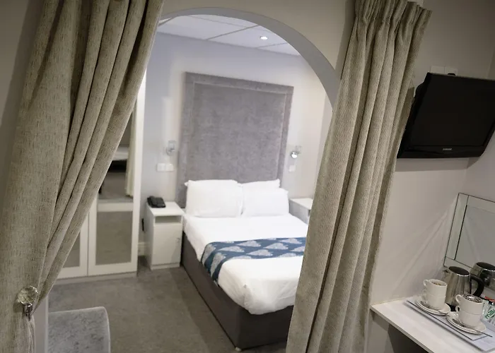 Doric Hotel