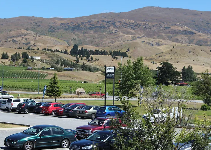 The Harvest Hotel