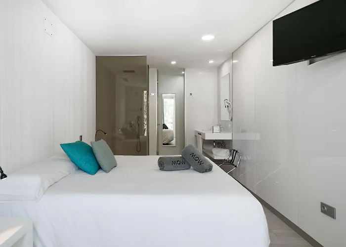 Seven Hotel & Wellness - Gay Men Only