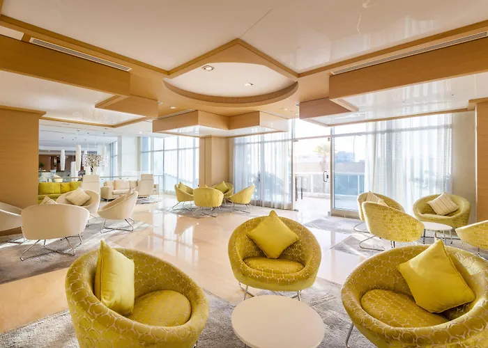 Holiday Inn Muscat Alseeb By Ihg