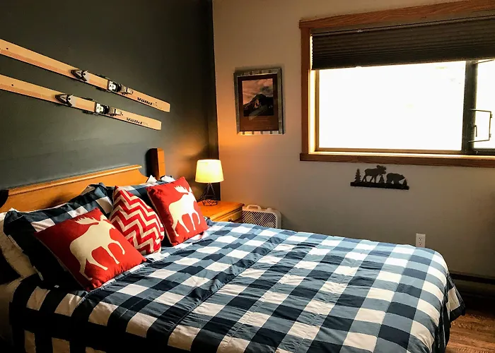 Griz Inn Rmc Rentals By Park Vacation Management