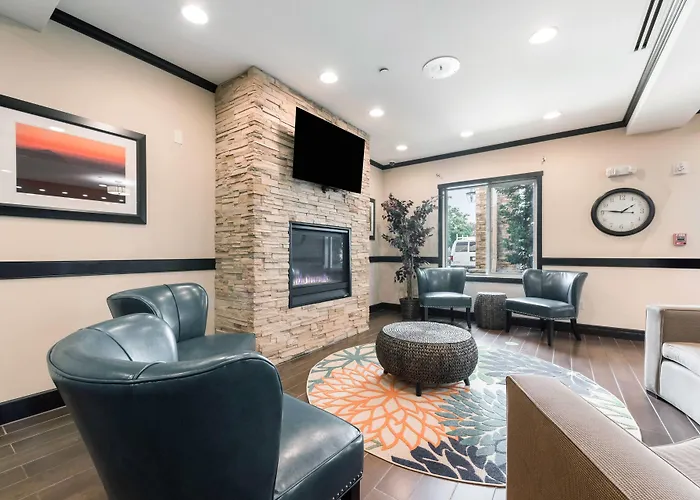 La Quinta By Wyndham Auburn