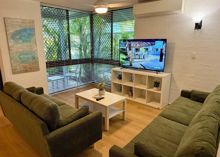 Burleigh Palms Holiday Apartments