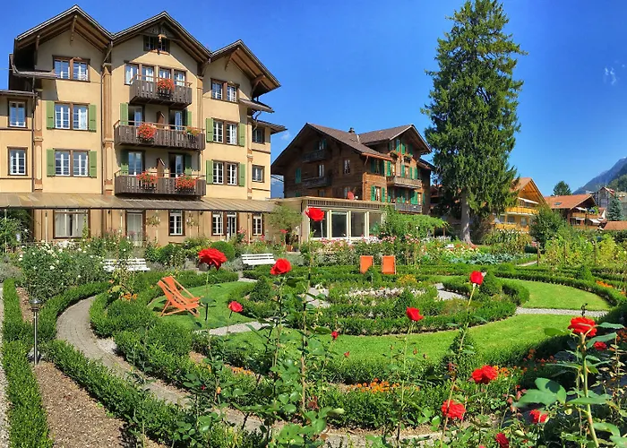 Alpenrose Hotel And Gardens