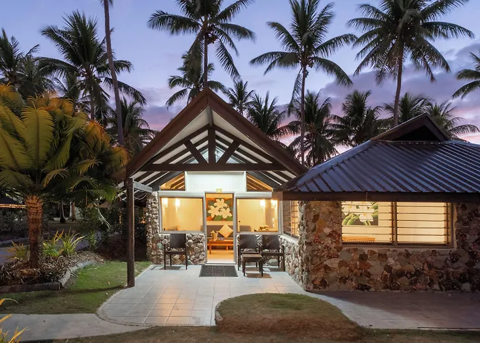 Plantation Island Resort