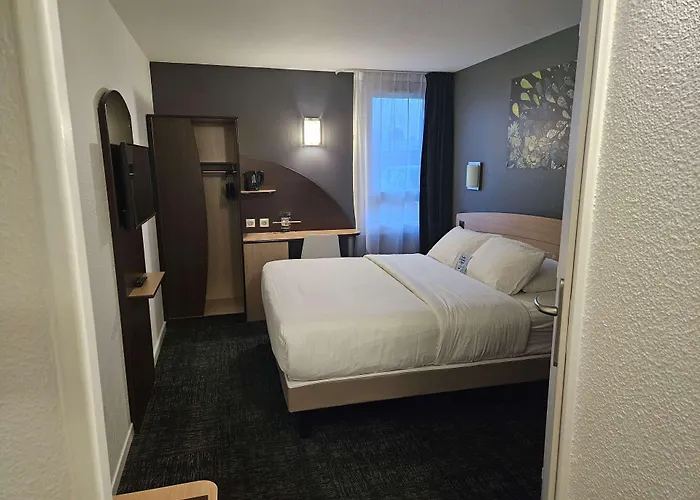 Kyriad Niort-Espace Mendesfrance